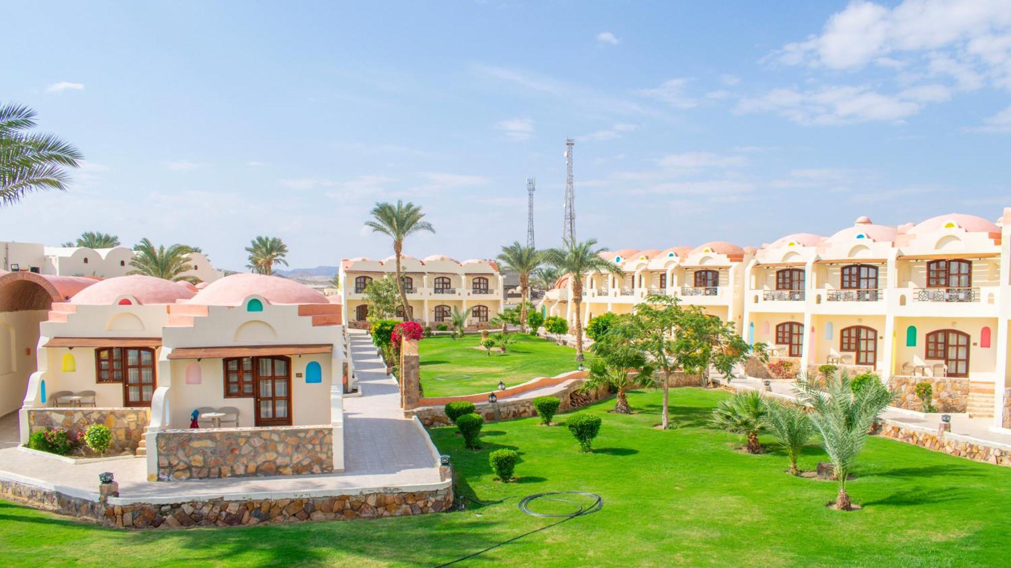 Protels Crystal Beach Resort Marsa Alam Esterno foto