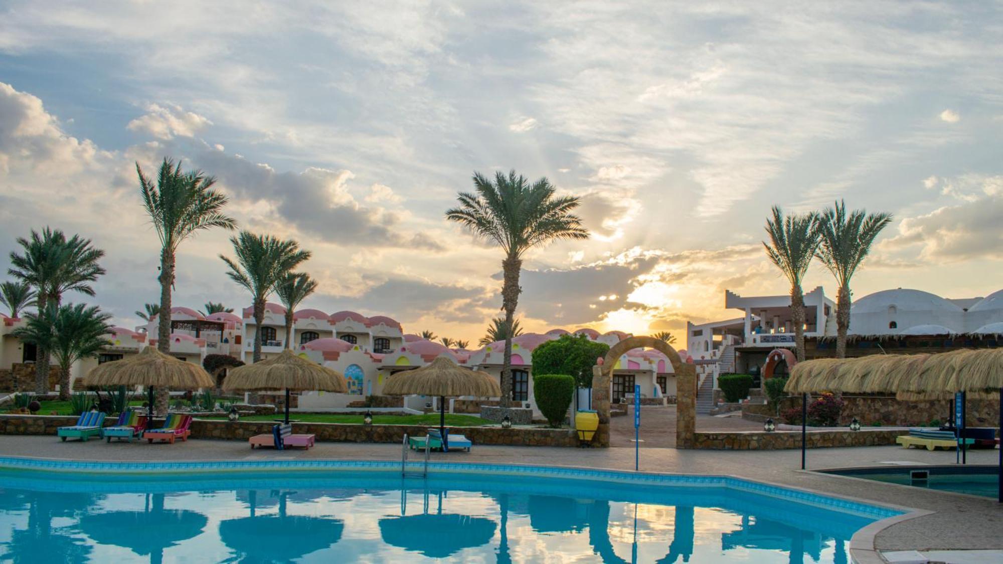 Protels Crystal Beach Resort Marsa Alam Esterno foto