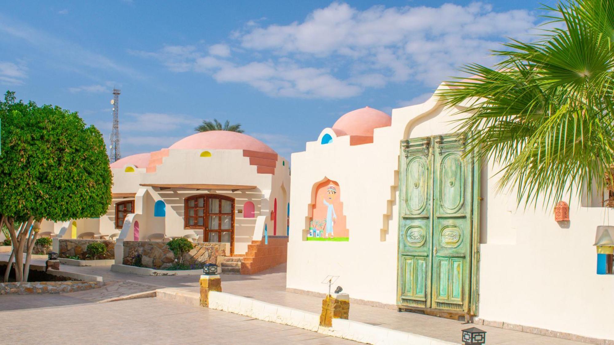 Protels Crystal Beach Resort Marsa Alam Esterno foto