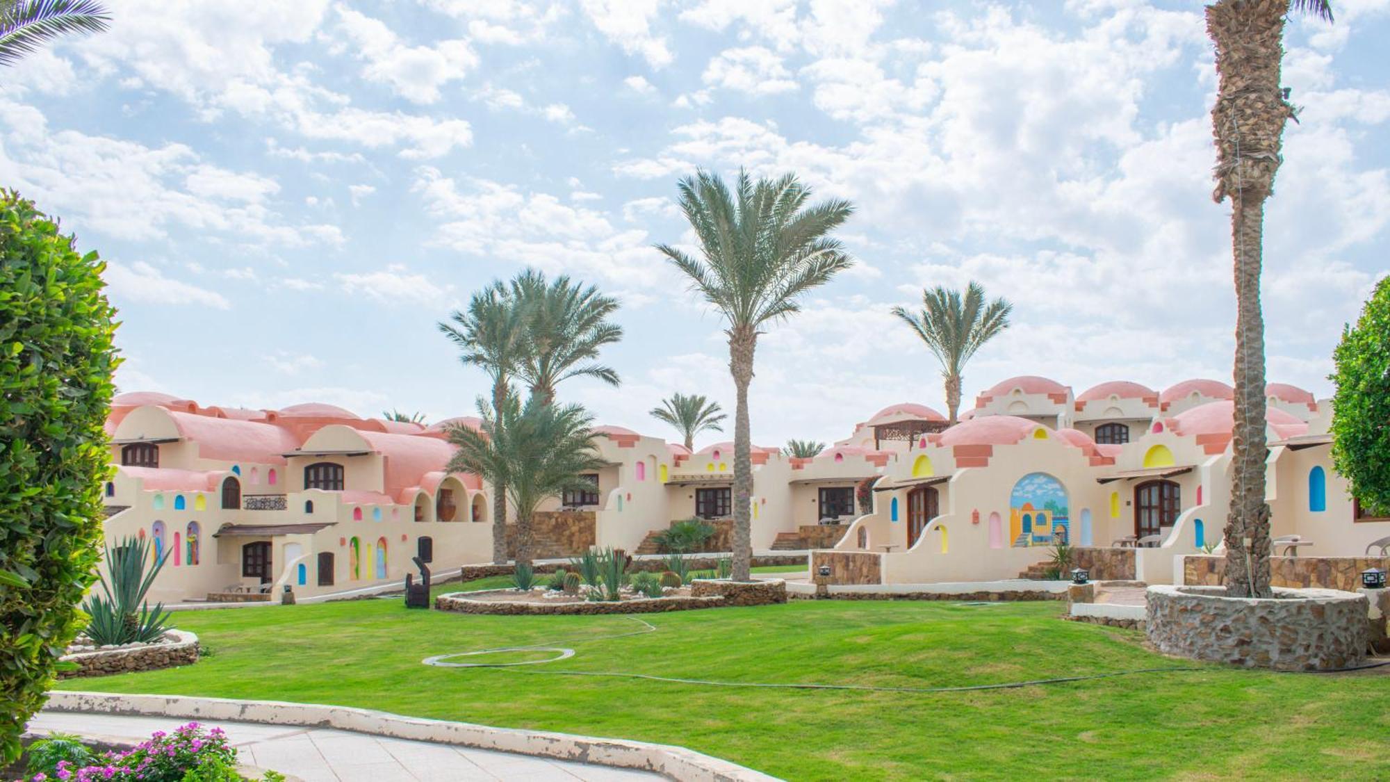 Protels Crystal Beach Resort Marsa Alam Esterno foto